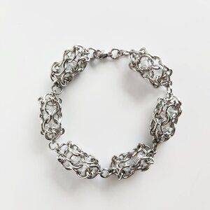 Elegant antique style chainmaille caged beads chunky silver bracelet